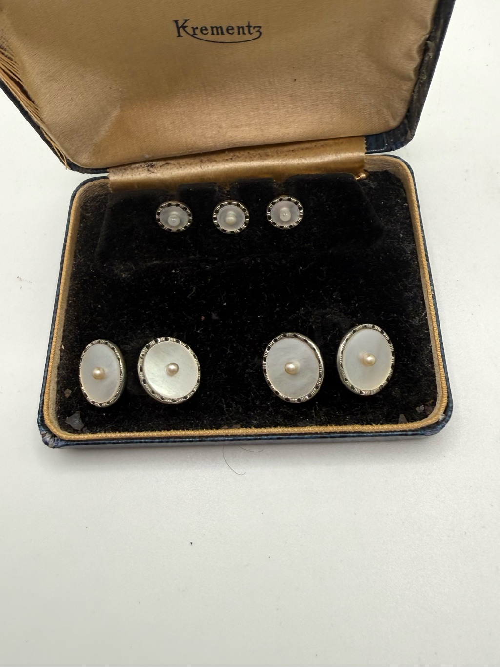 Antique Platinum Clad Mother Of Pearl And Pearl Cufflink & Stud Set - White